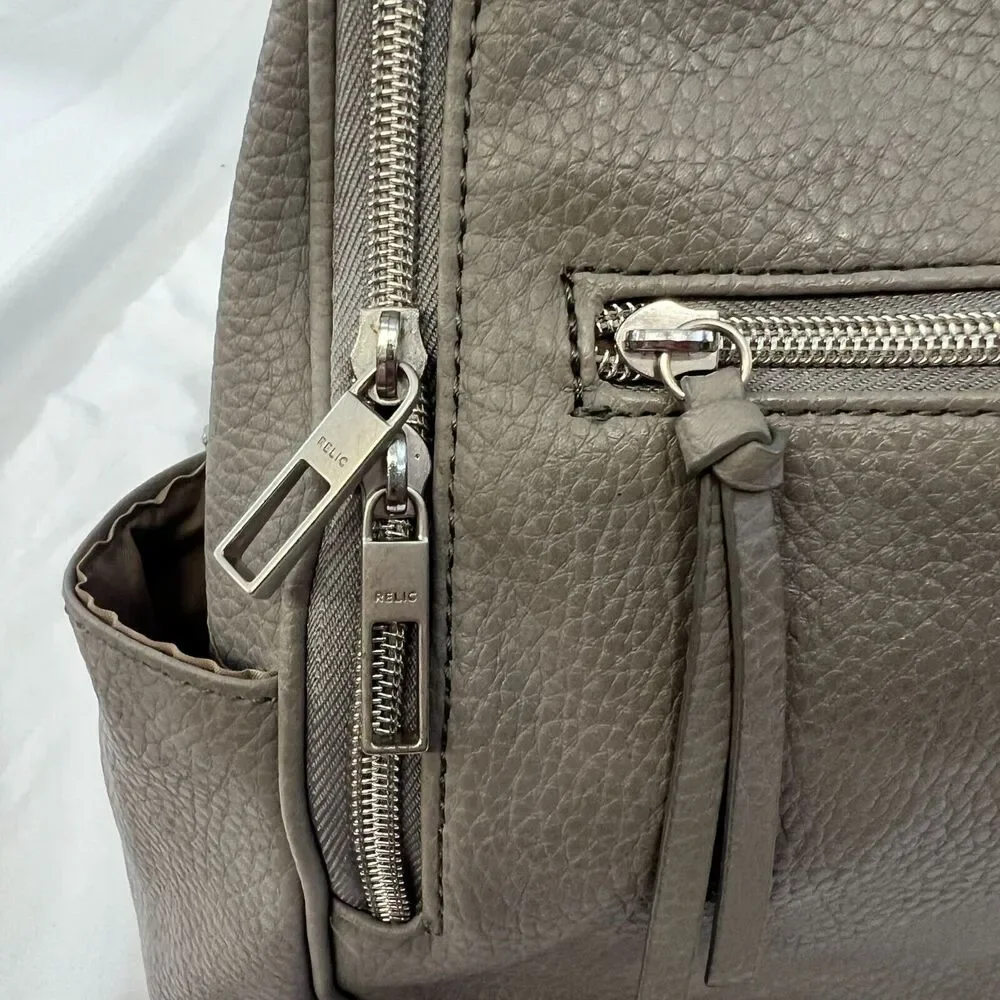 Relic Fossil Gray Pebbled Backpack Adjustable Straps Multiple Pockets‎ & Zipper